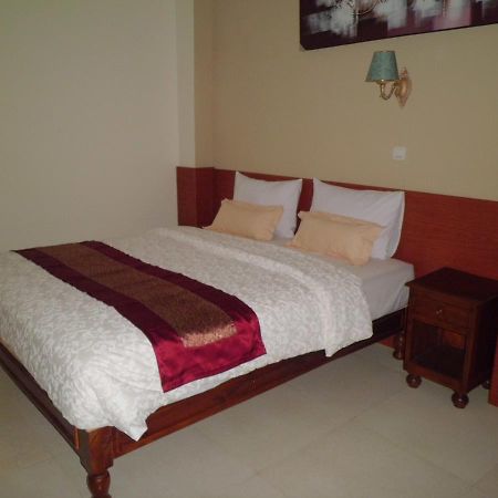 Hotel Vala Pakualaman Экстерьер фото